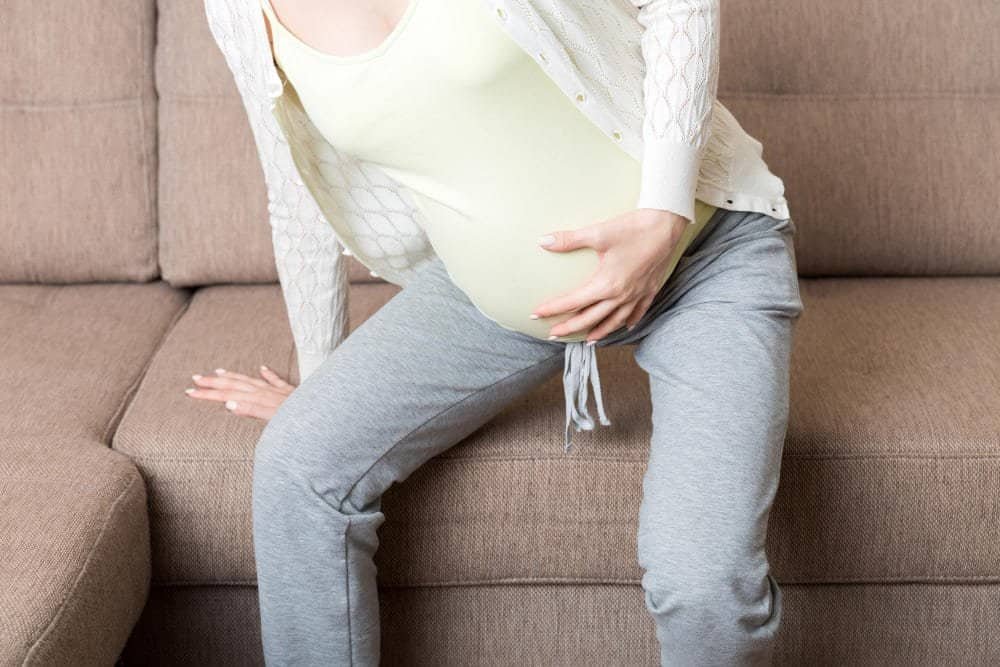 هل الاورام الليفية تسبب الاجهاض؟ المخاطر والحلول الطبية